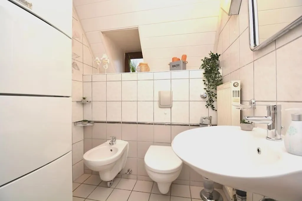 Lägenhet Nue01-Fw Maisionettewohnung Nuernberg